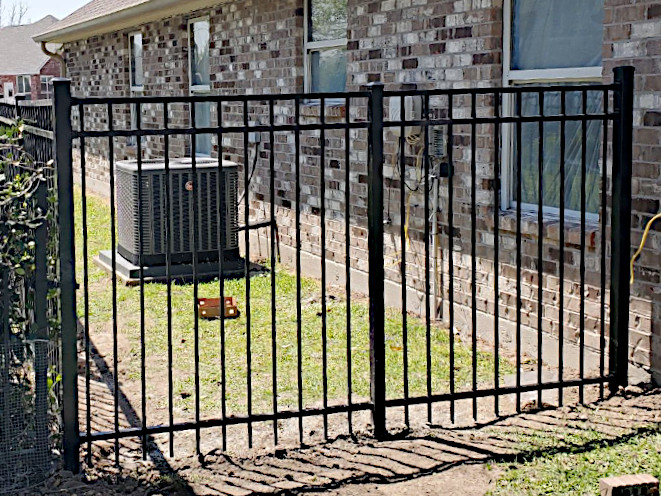 Three Rail, 5-Foot-High, Majestic Style Aluminum Fencing installed in LaPlace, LA.